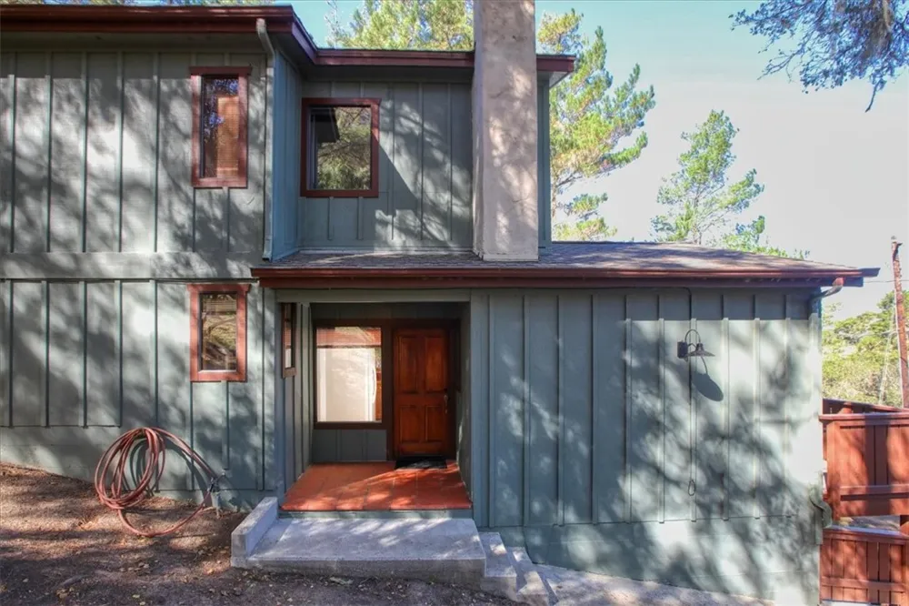 2550 Emerson Road Cambria, CA 93428