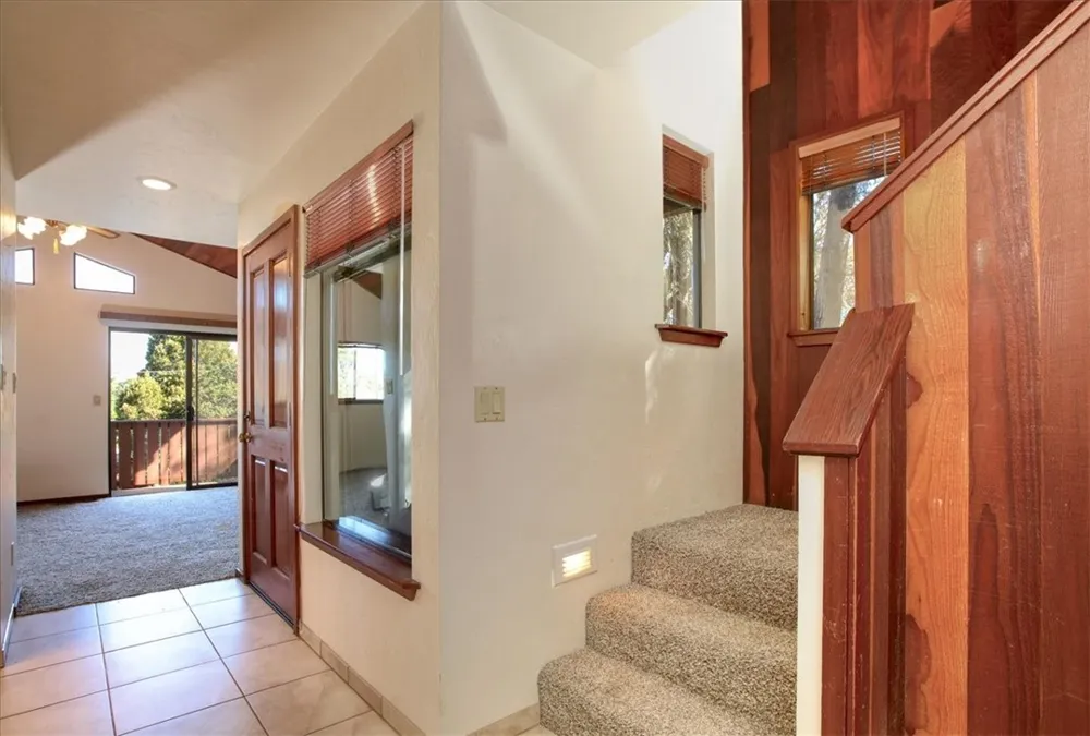 2550 Emerson Road Cambria, CA 93428