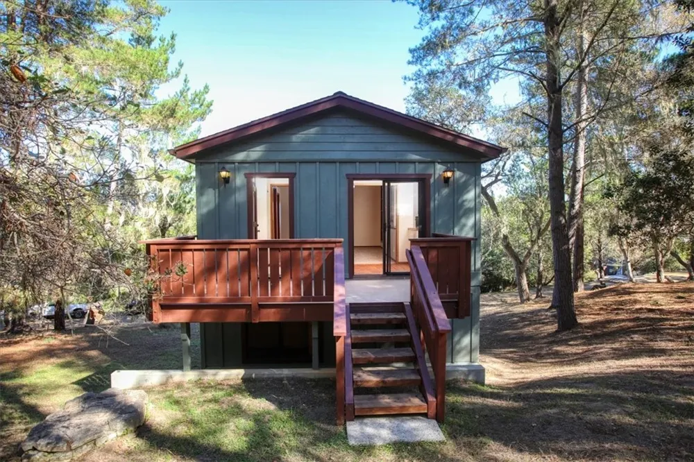 2550 Emerson Road Cambria, CA 93428