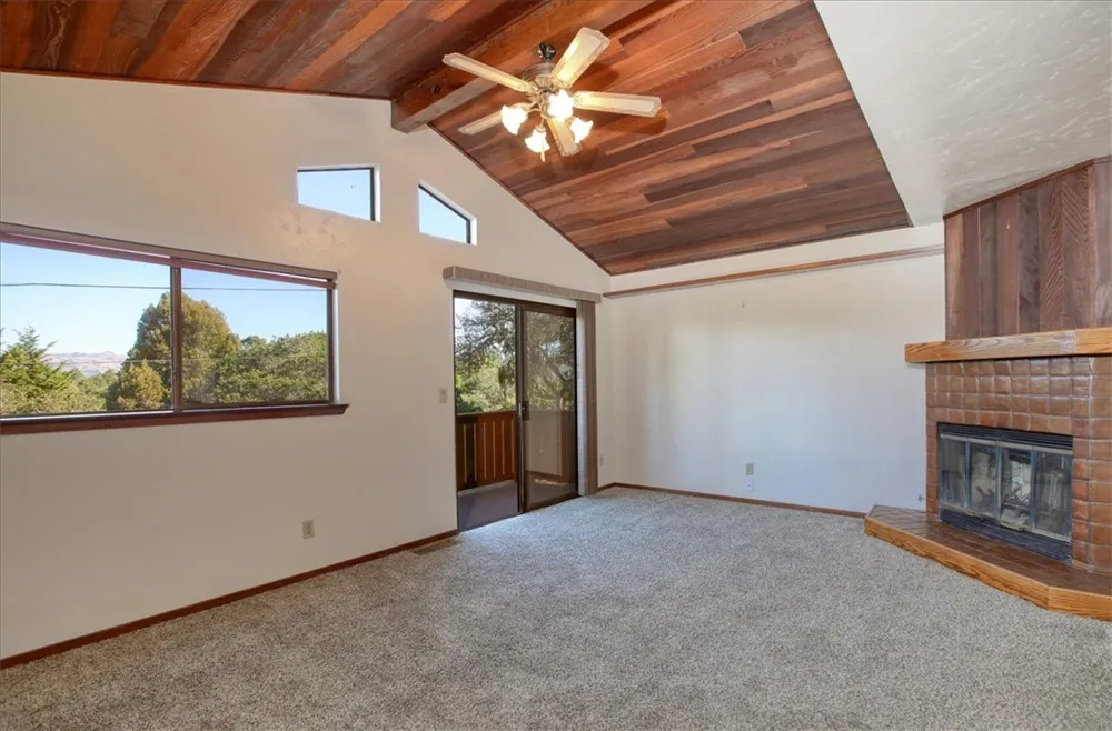 2550 Emerson Road Cambria, CA 93428