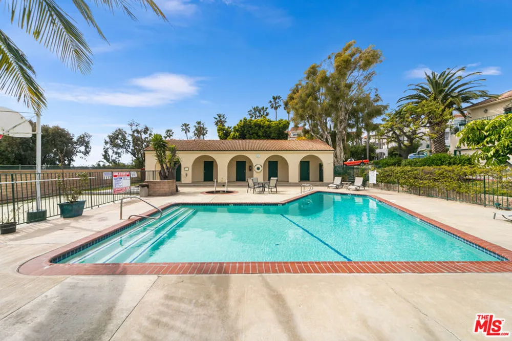 6481 Kanan Dume Road Malibu, CA 90265
