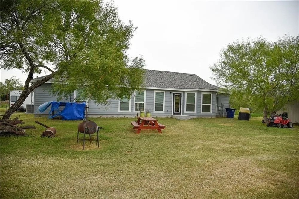 362 County Road 138 Alice, TX 78332