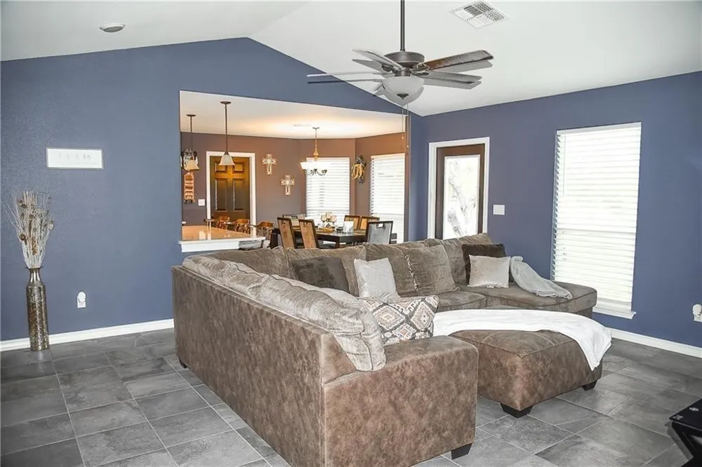 362 County Road 138 Alice, TX 78332