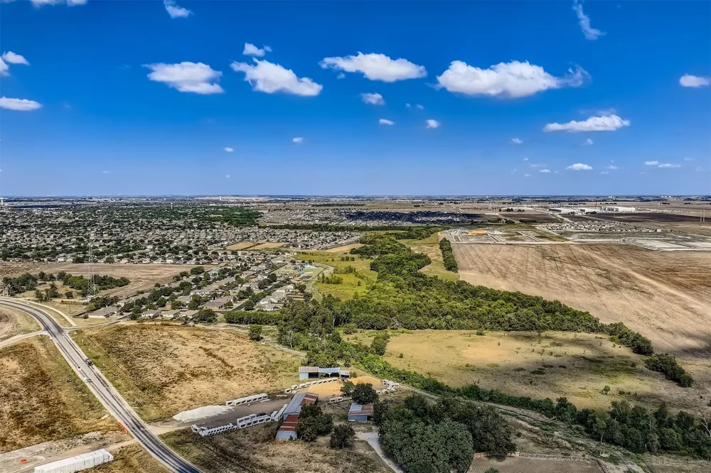 10026 Fm 1660 Hutto, TX 78634