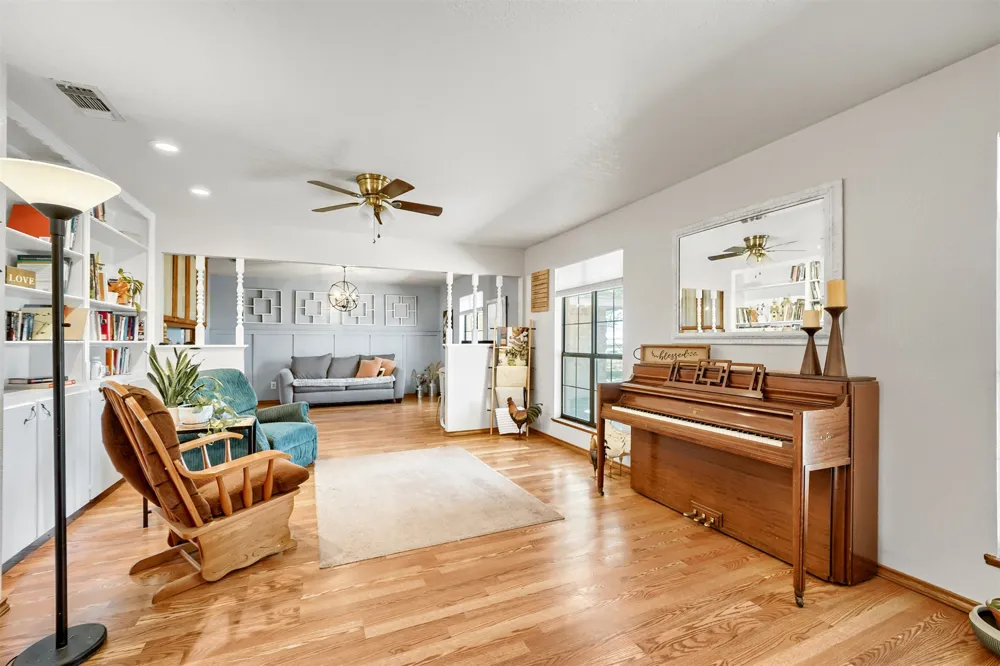10026 Fm 1660 Hutto, TX 78634