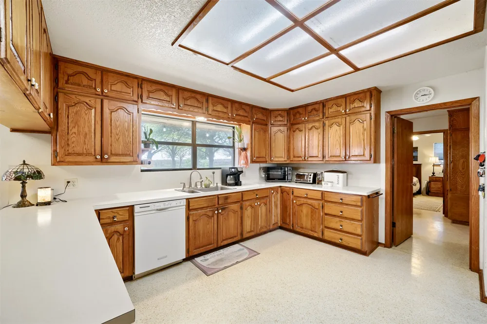 10026 Fm 1660 Hutto, TX 78634