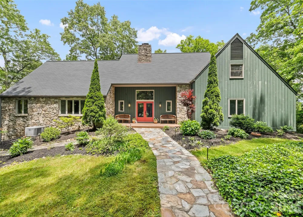 3091 US 441 Highway S Sylva, NC 28779