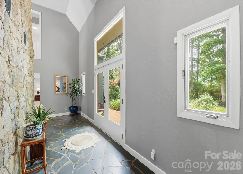 3091 US 441 Highway S Sylva, NC 28779