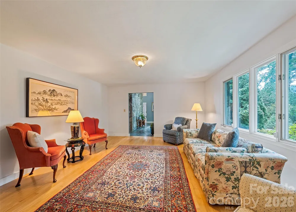3091 US 441 Highway S Sylva, NC 28779