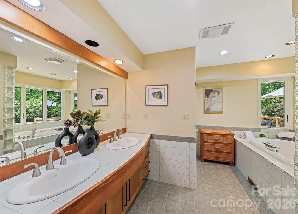 3091 US 441 Highway S Sylva, NC 28779