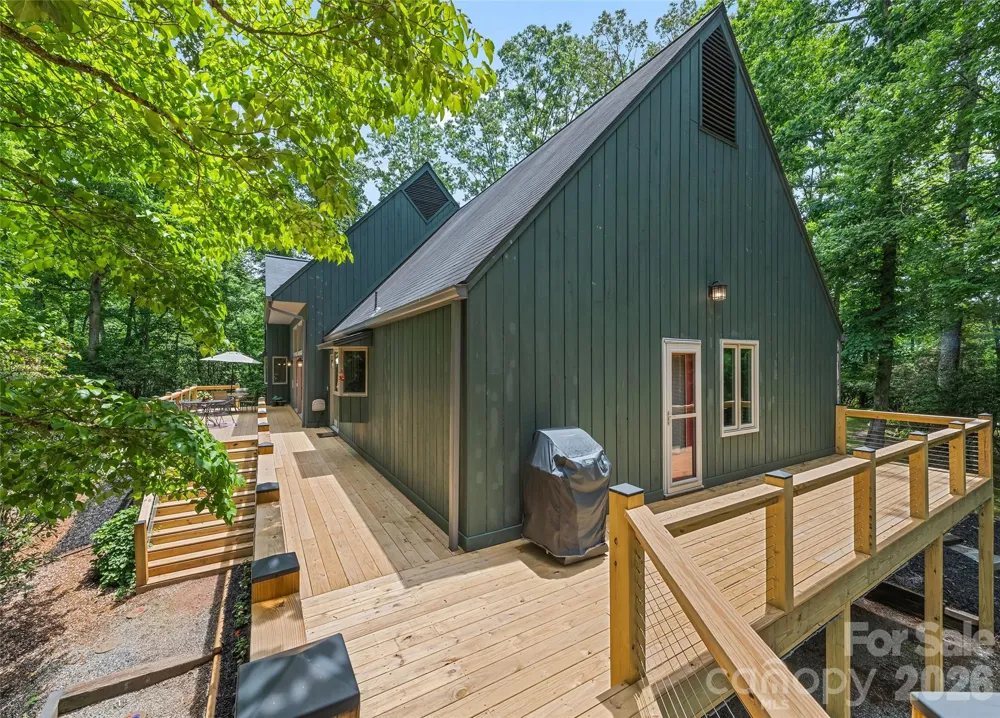 3091 US 441 Highway S Sylva, NC 28779