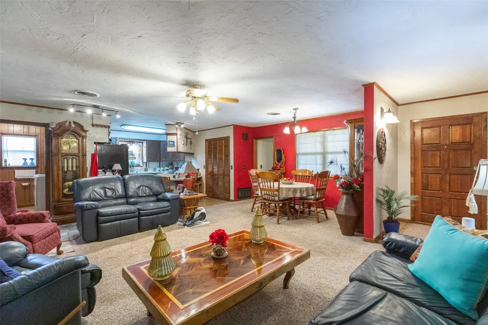 1700 Avenue H Haskell, TX 79521
