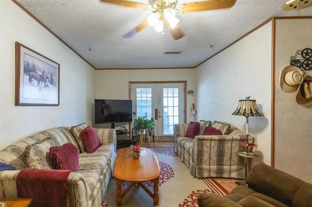 1700 Avenue H Haskell, TX 79521