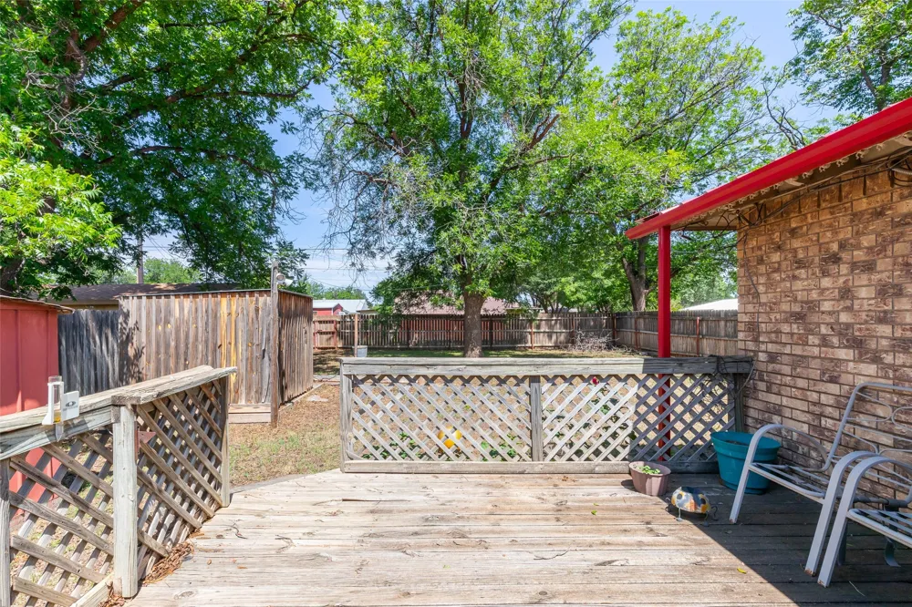 1700 Avenue H Haskell, TX 79521