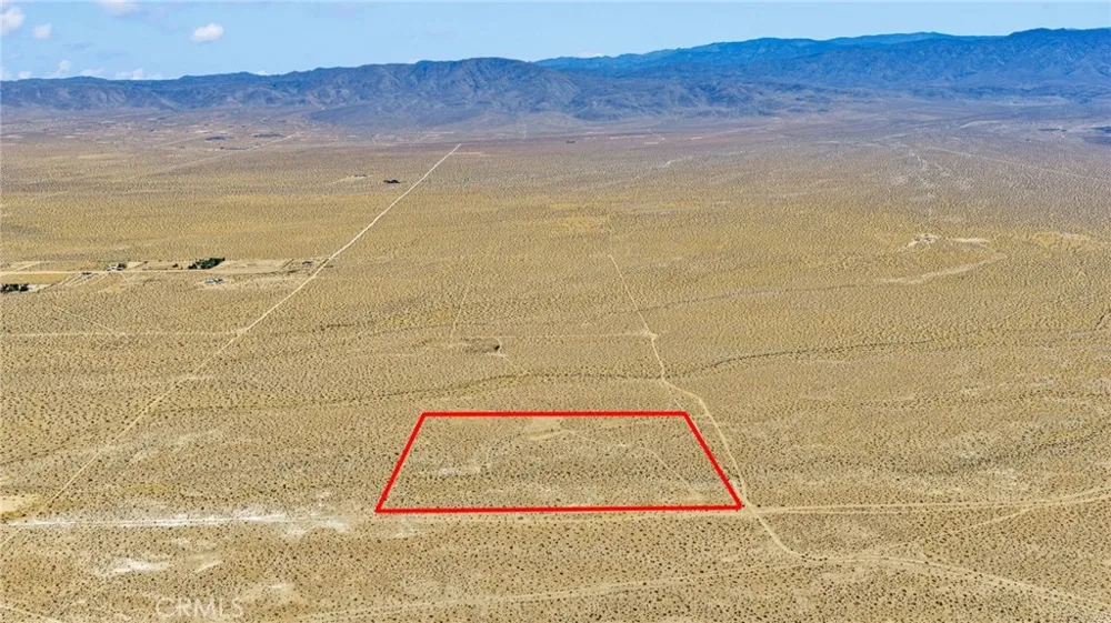 1 Paddington Way Lucerne Valley, CA 92356