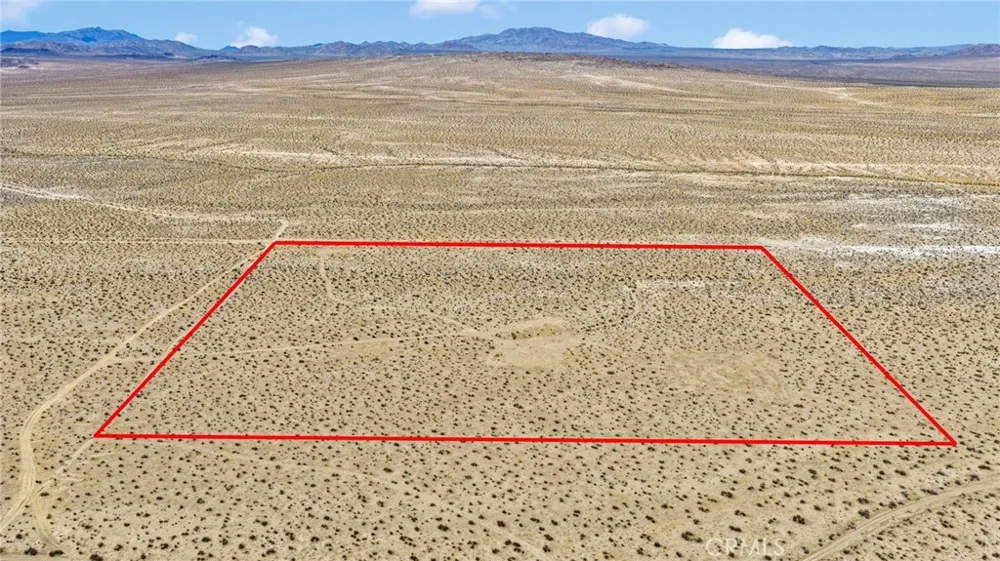 1 Paddington Way Lucerne Valley, CA 92356