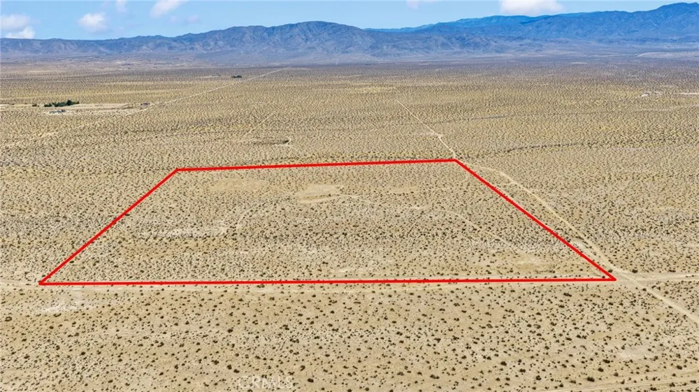 1 Paddington Way Lucerne Valley, CA 92356