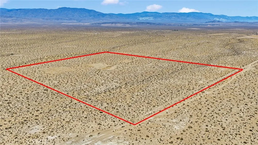1 Paddington Way Lucerne Valley, CA 92356