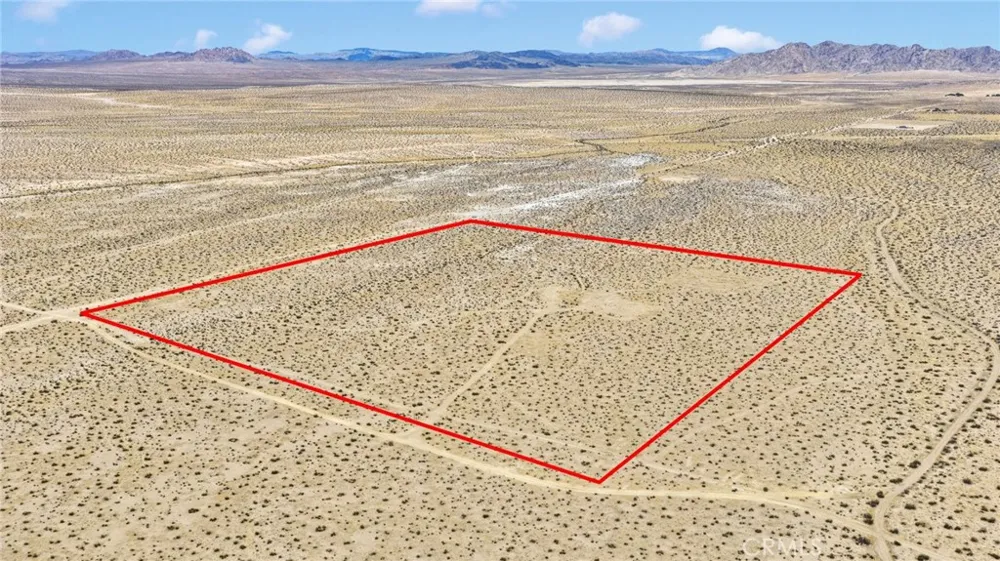 1 Paddington Way Lucerne Valley, CA 92356