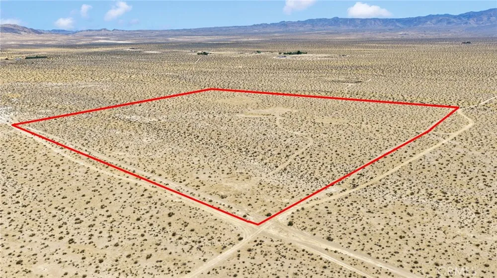 1 Paddington Way Lucerne Valley, CA 92356