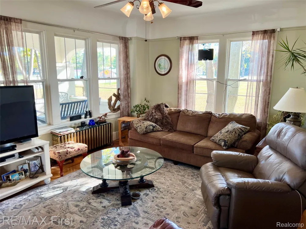 9280 RIVER ROAD Clay Township, MI 48001