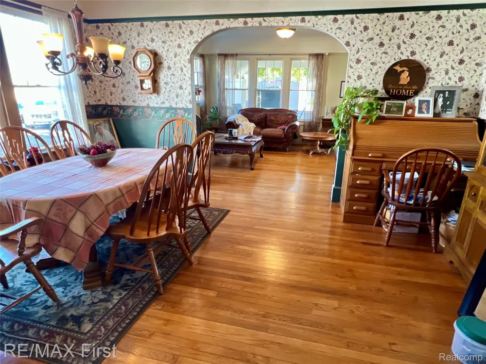 9280 RIVER ROAD Clay Township, MI 48001