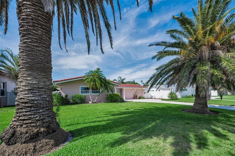 111 17TH STREET Belleair Beach, FL 33786