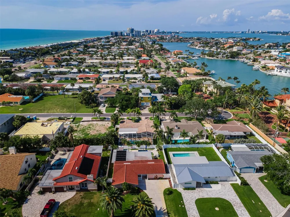 111 17TH STREET Belleair Beach, FL 33786
