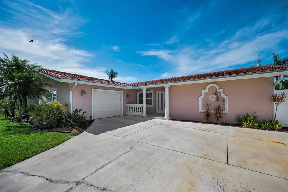 111 17TH STREET Belleair Beach, FL 33786