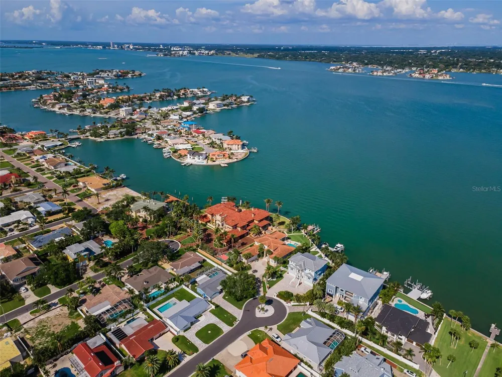 111 17TH STREET Belleair Beach, FL 33786