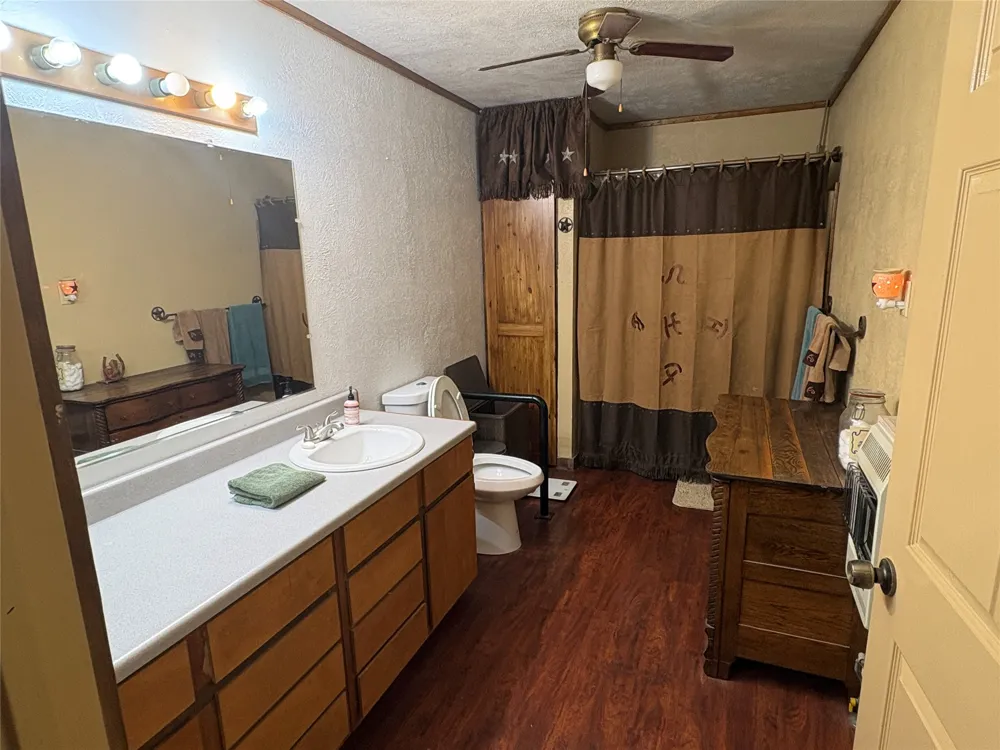 15901 County Road 1030 Blue Ridge, TX 75424