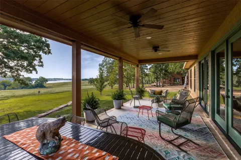 1955 County Road 2980