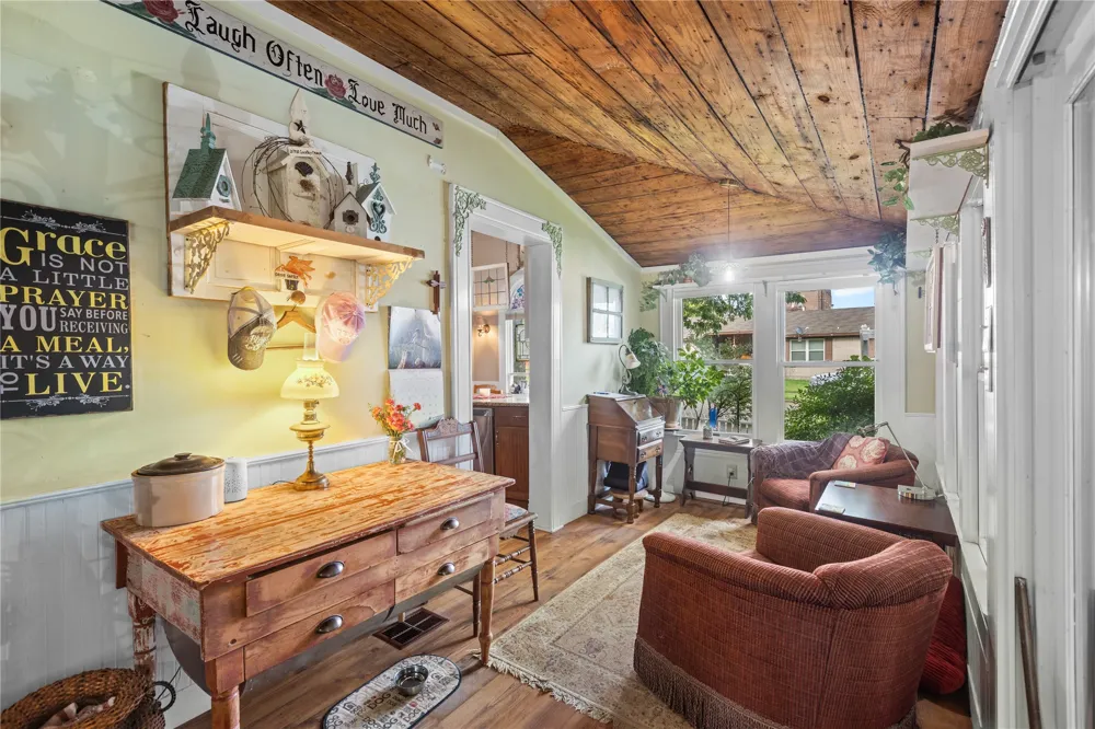 303 W Market Street Honey Grove, TX 75446