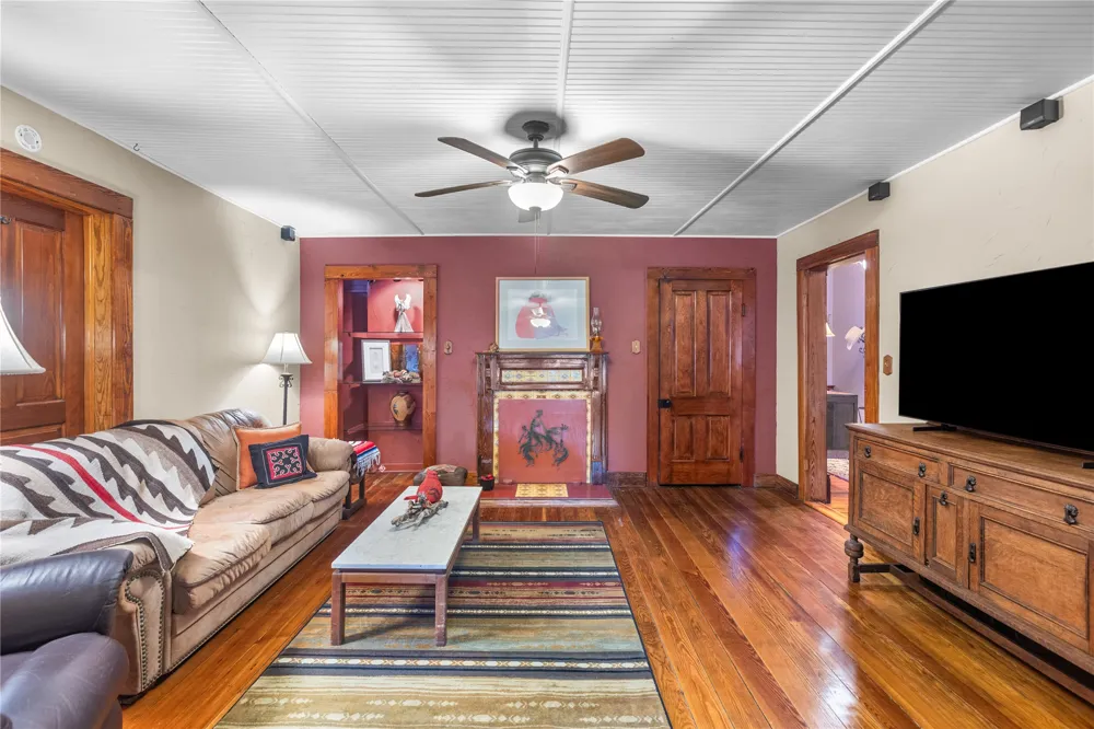 303 W Market Street Honey Grove, TX 75446