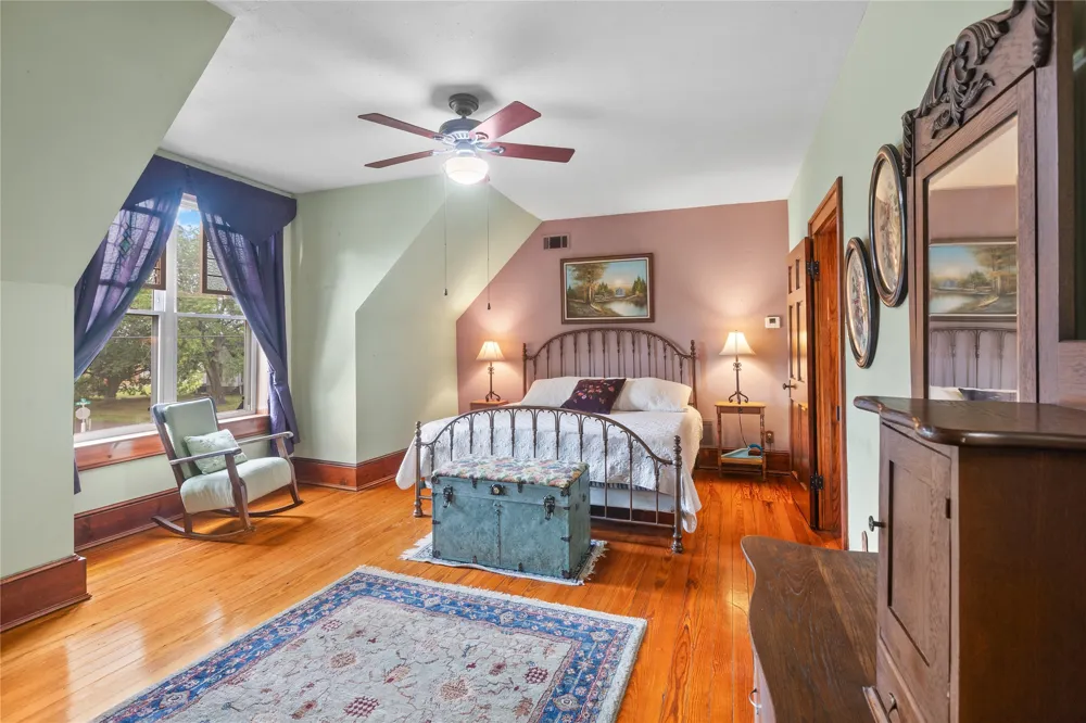 303 W Market Street Honey Grove, TX 75446