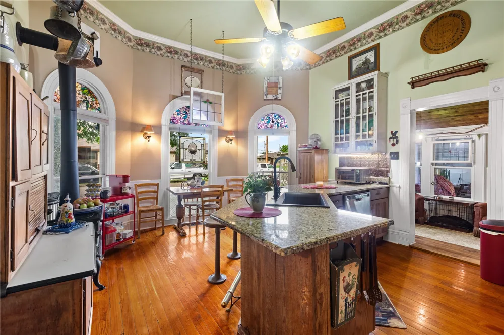 303 W Market Street Honey Grove, TX 75446