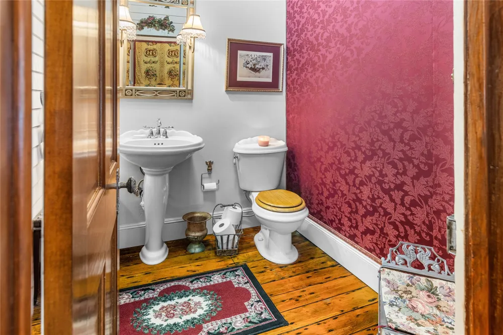 303 W Market Street Honey Grove, TX 75446