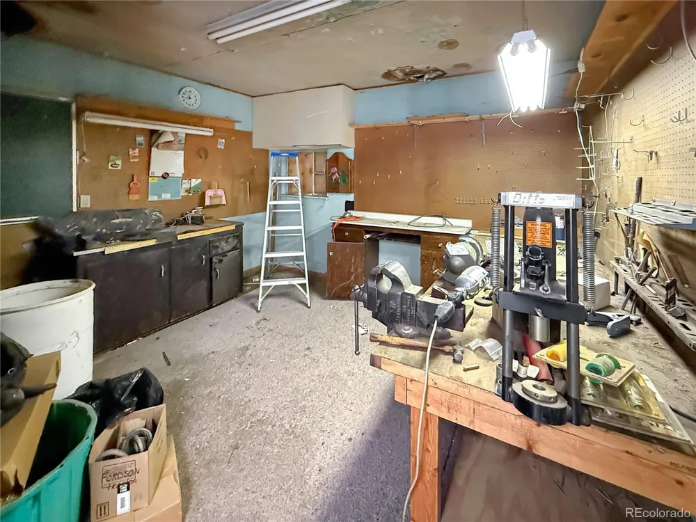 820 Front Street Arriba, CO 80804