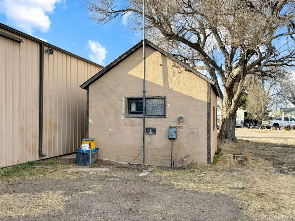 820 Front Street Arriba, CO 80804