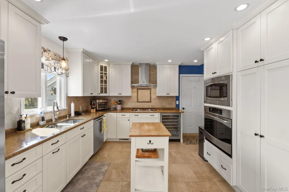 175 Birch Lane Cutchogue, NY 11935