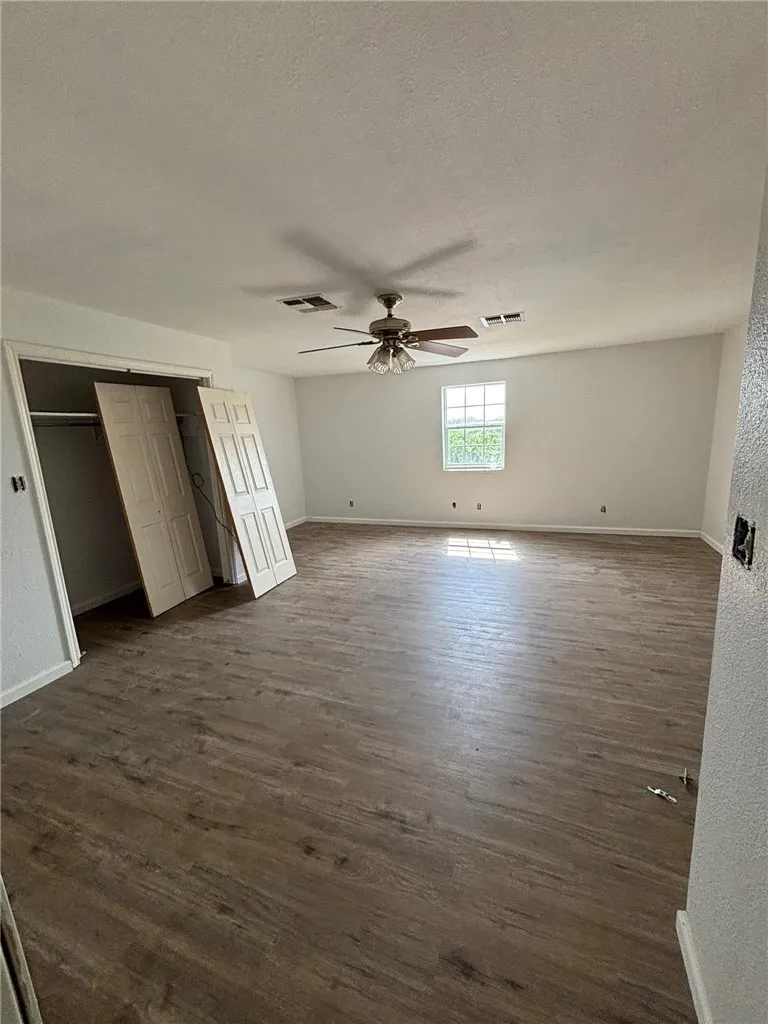 5525 PAUL LANE Corpus Christi, TX 78380