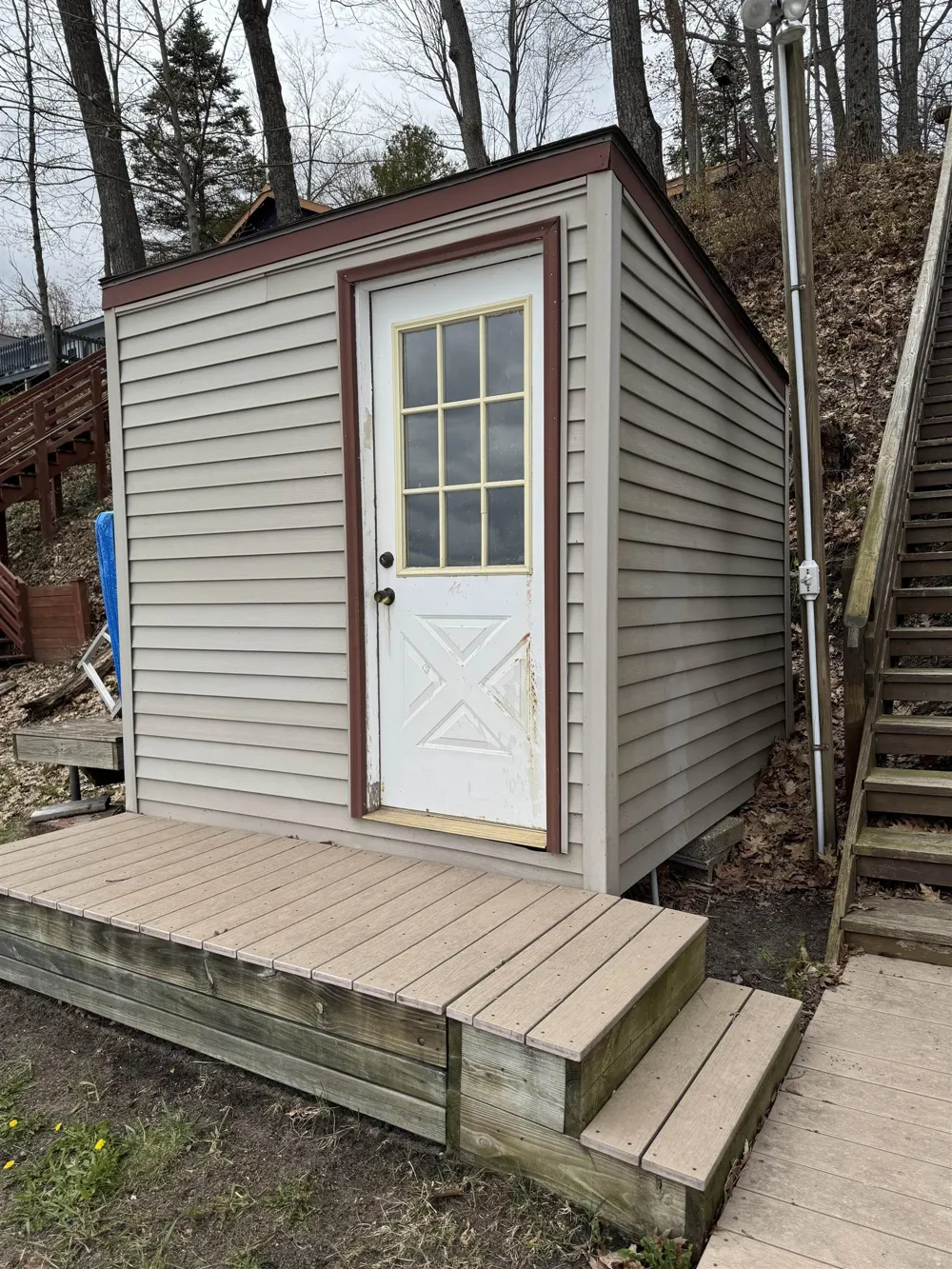 1504 S Birchaven Beach Lake Township, MI 49651