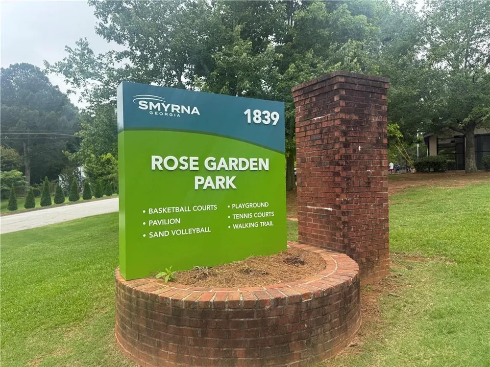 2560 Gordon Circle SE Smyrna, GA 30080