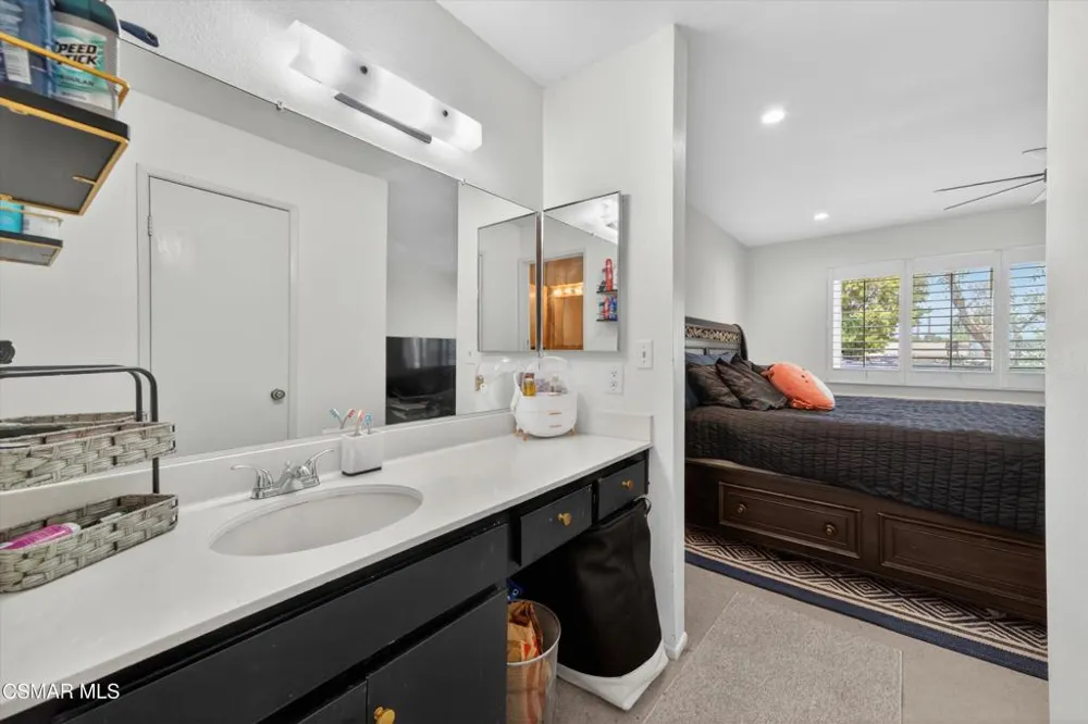 9946 Sepulveda Boulevard #4 San Fernando, CA 91345
