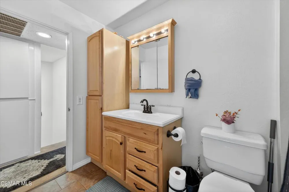 9946 Sepulveda Boulevard #4 San Fernando, CA 91345