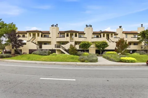 880 Winchester Boulevard #206