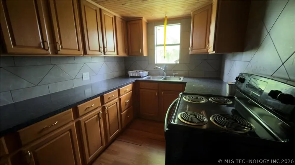 103 S Shawnee Cromwell, OK 74859