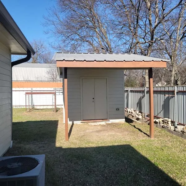 710 W Waco Street Ennis, TX 75119