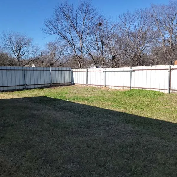 710 W Waco Street Ennis, TX 75119