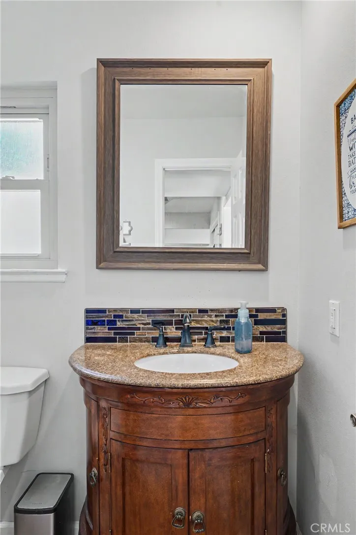 640 W Imperial Brea, CA 92821